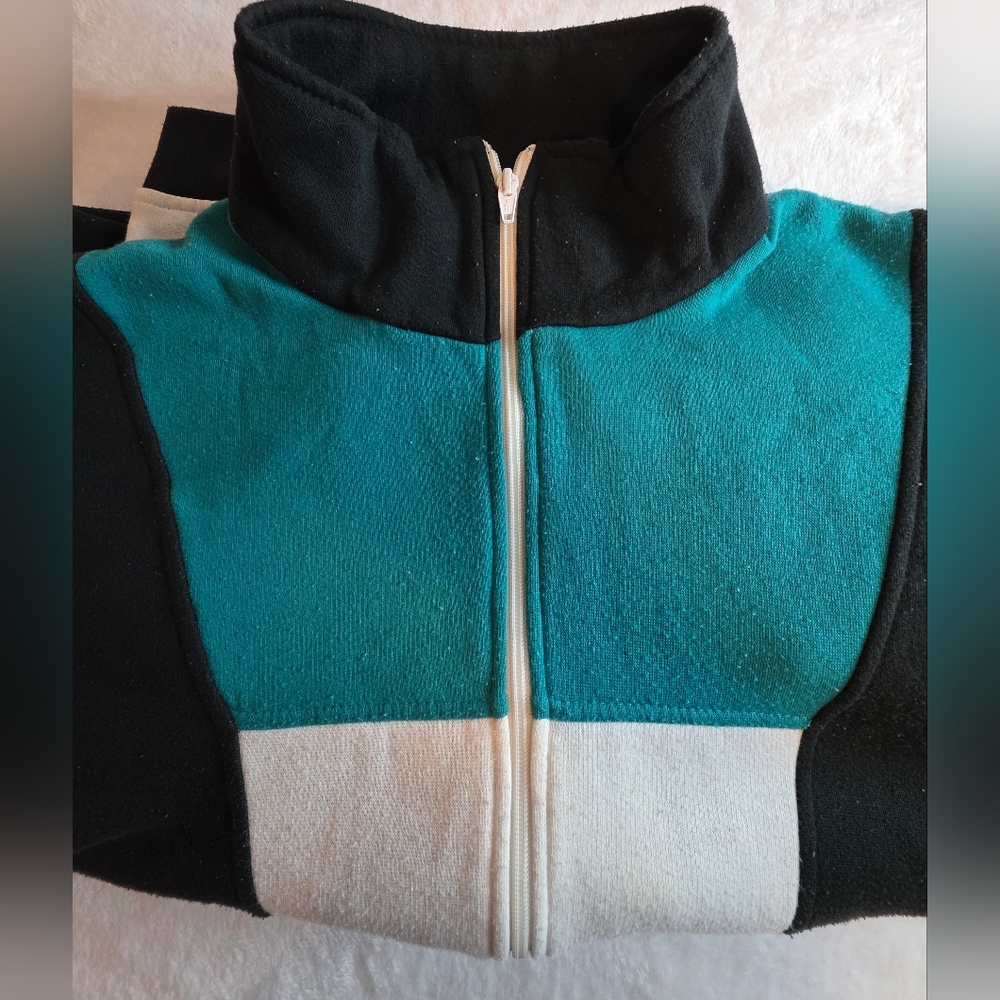 Vintage Women's USA Olympics Official Licensed fleece track jacket in size XL